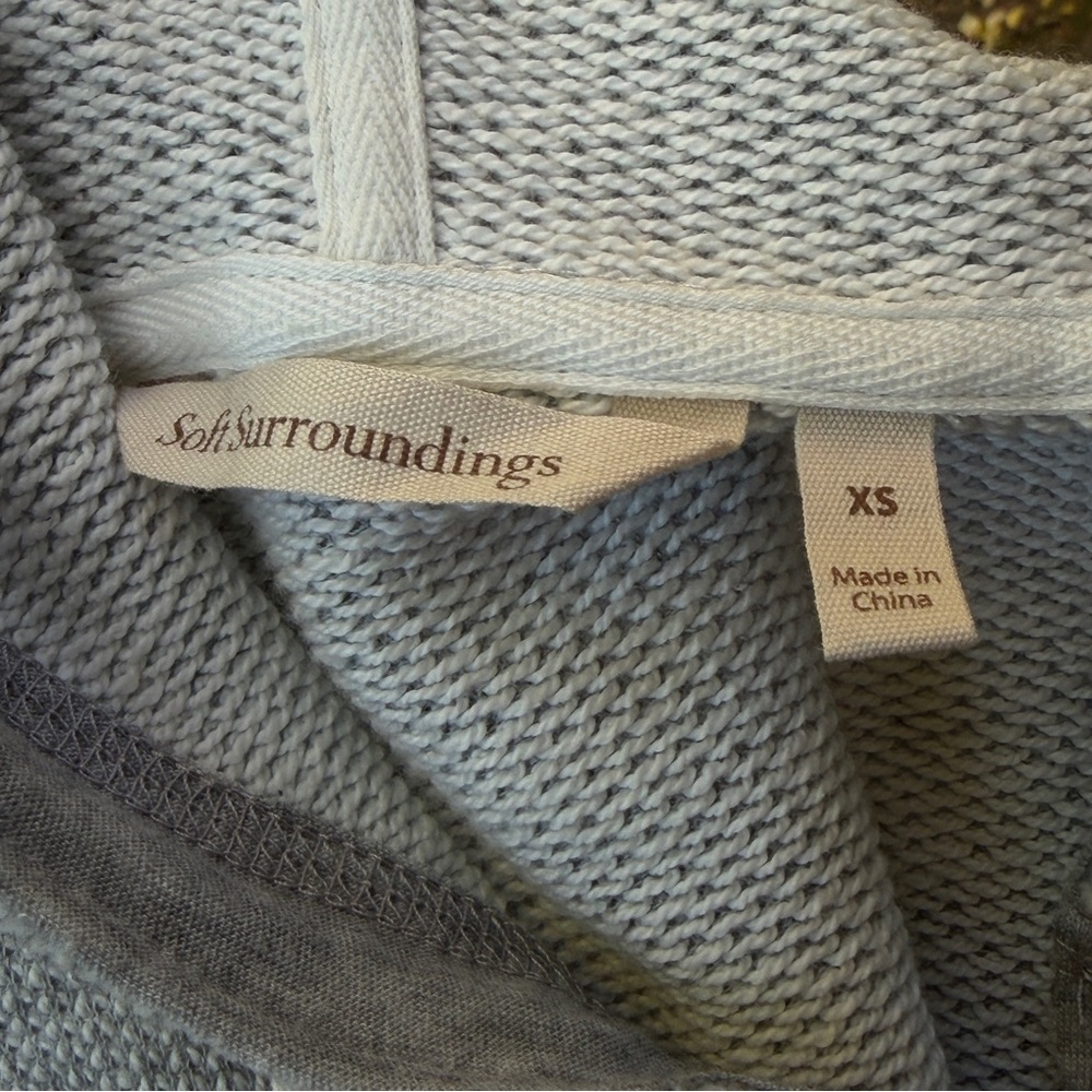 Soft Surroundings Just Beachy Pullover Women XS French Terry Gray Hoodie 2AG32 - Picture 3 of 11